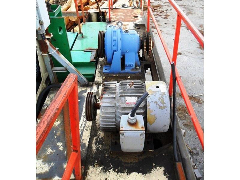 1993 Nicholson 27A5 Debarker